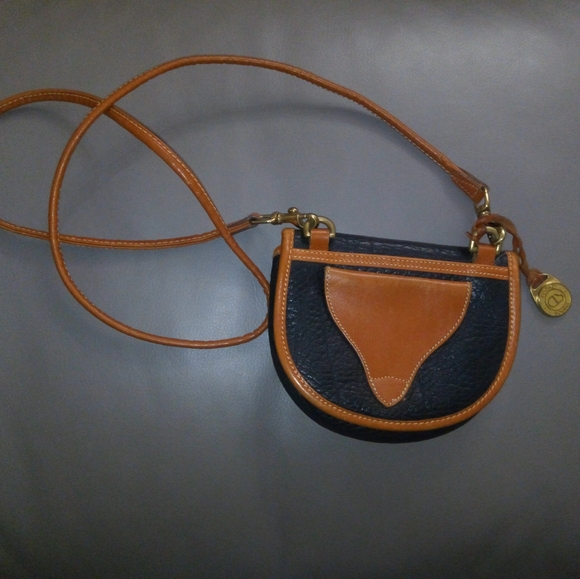 Vintage Dooney & Bourke Mini Calvary Belt Bag - Picture 4 of 11